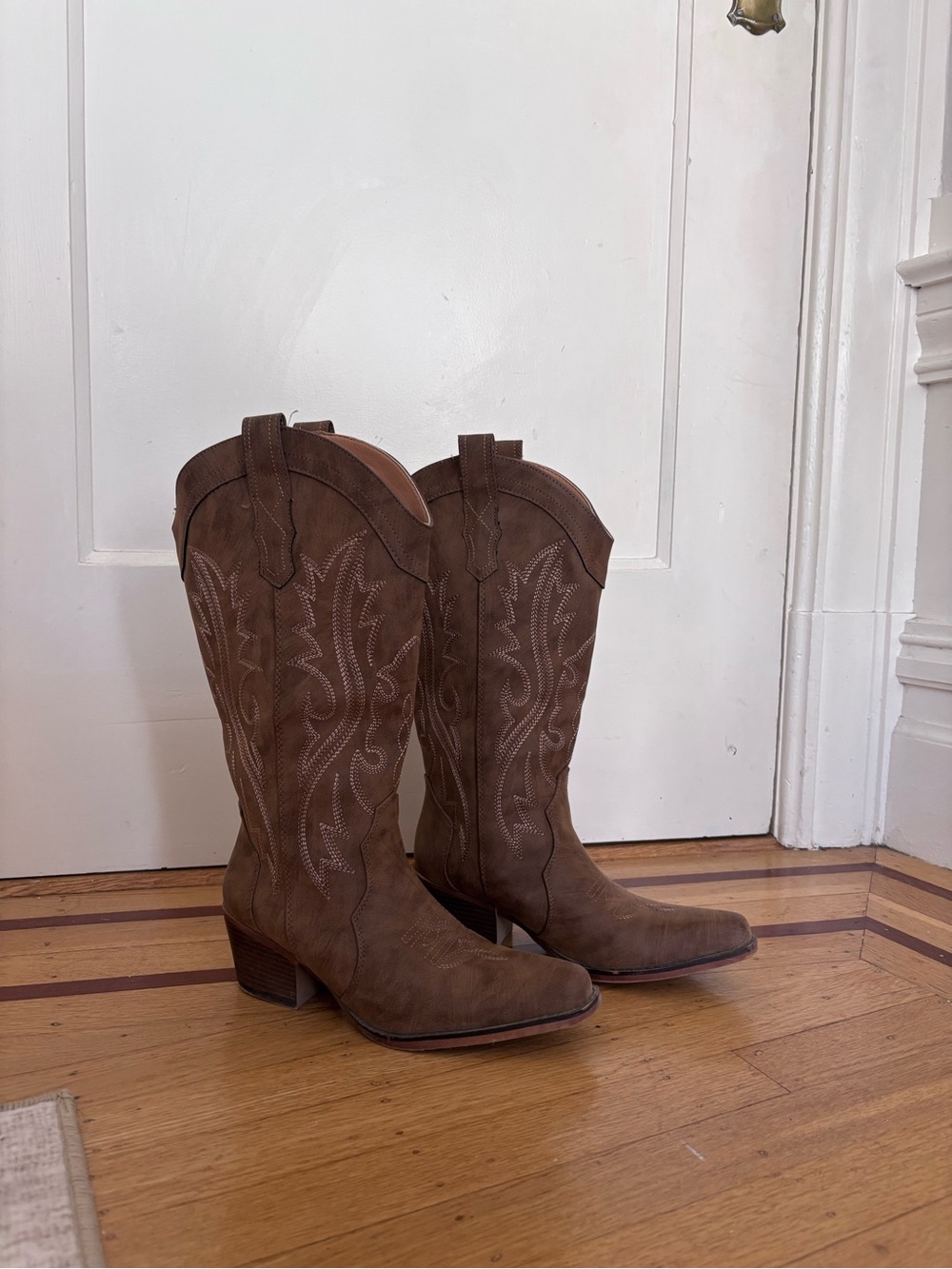 Classic Brown Cowboy Boots - Women - Picture 2 of 5